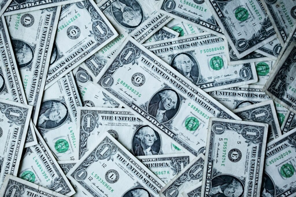 A fan of US dollar banknotes